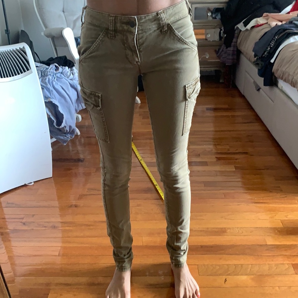 Uniqlo pencil cargo pants